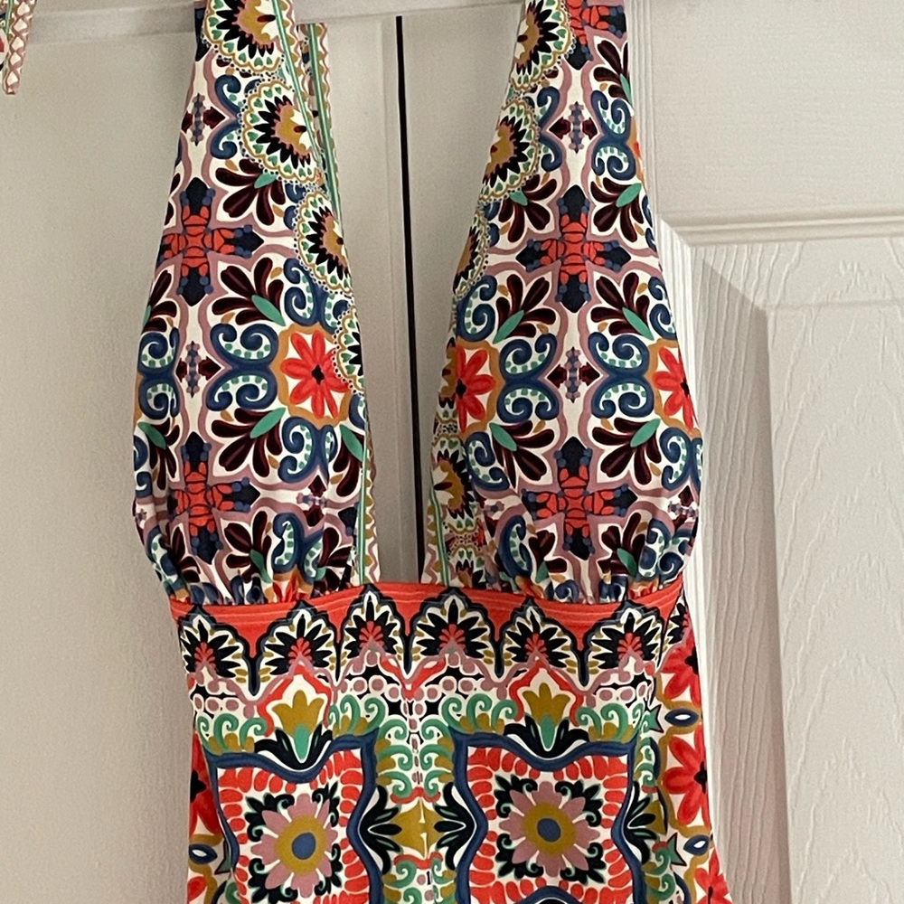NWT BODEN MERANO DEEP V-NECK SWIMSUIT MULTI, TAPESTRY TILE WOMEN MOSAIC PATTERN - Picture 4 of 9